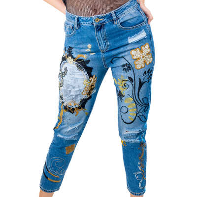 Jeans mujer Mom con bordados azul